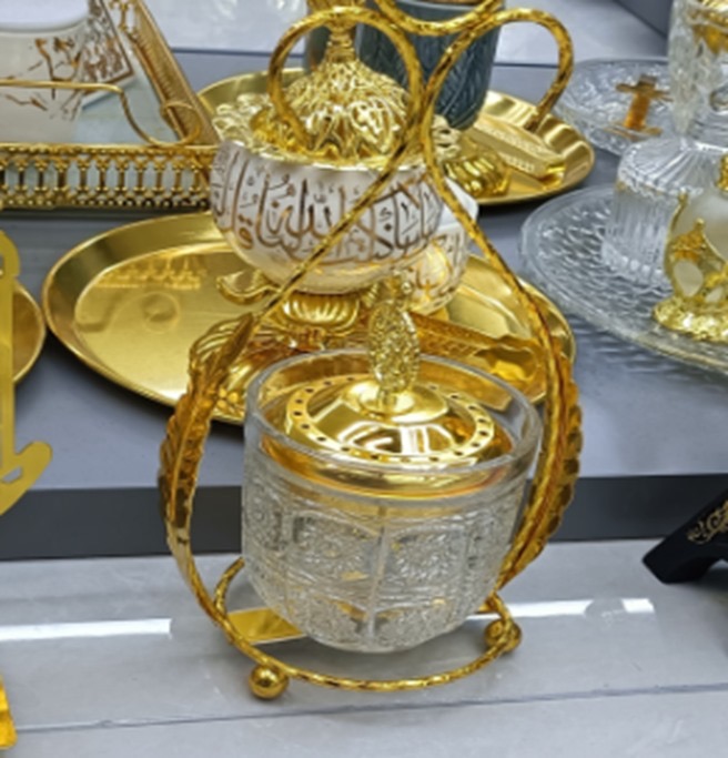 مبخره مدوره بحامل دهبي مزخرف
