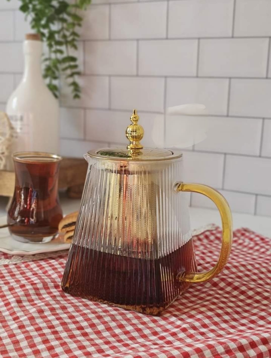 ابريق زجاج بيركس بالمصفاه شفاف مضلع 750 ML