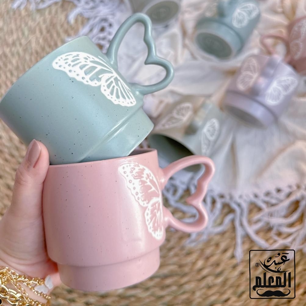 طقم مجات سيراميك 4 حبه الوان يد فراشه