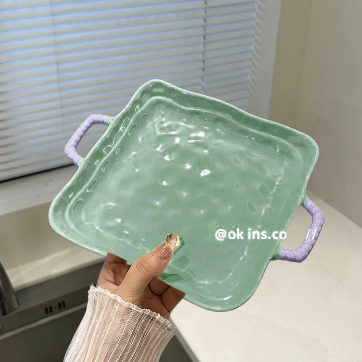 صحن تقديم سيراميك مربع اخضر بيدين حجم كبير
