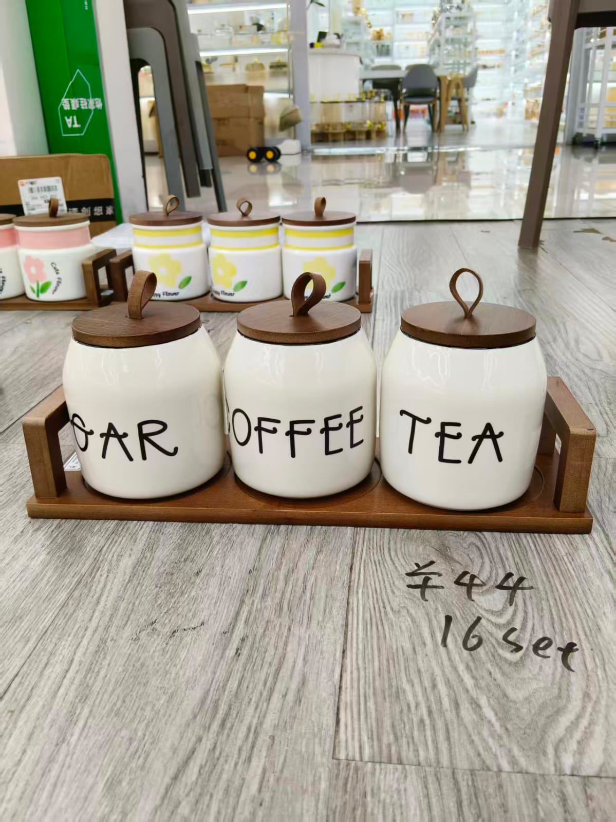 طقم توابل 3 ق غطاء وحامل خشب