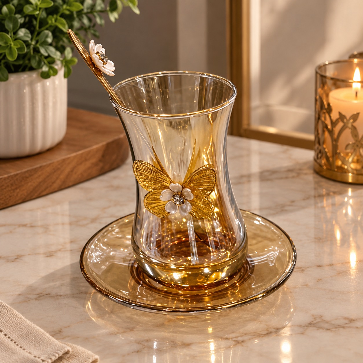طقم استكانه زجاج عسلي فراشه  بارزه بالطبق